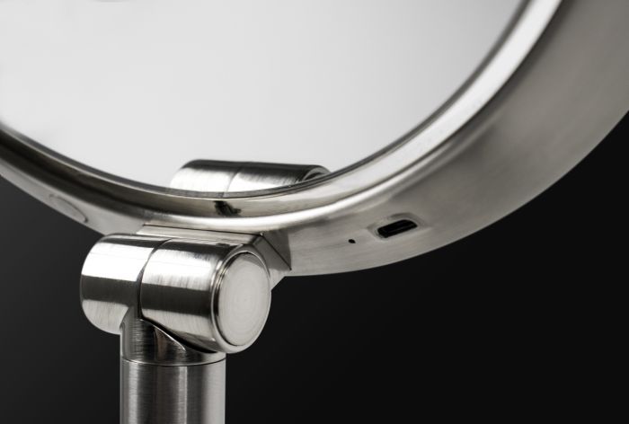 Косметическое зеркало с датчиком движения, 7х увеличением и яркой LED подсветкой Twist Illuminated