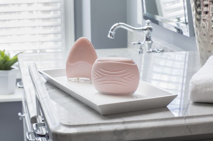 Силиконовая щетка для тела Blossom Body